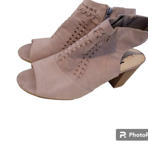 Vintage 7 Eight Peep  Wendi Toe Taupe Booties - Picture 1 of 13